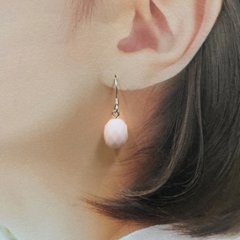 天然石 ピンクオパール ピアス (25120) ハンドメイド  シルバー磨き用布付画像