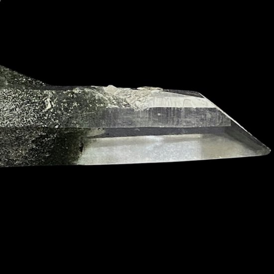 天然石  ガネーシュヒマール産  ヒマラヤ水晶 クラスター  クローライトINクォーツ（2644）画像