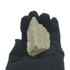 天然石 糸魚川翡翠 原石  (2697) ジェイダイト 国産鉱物　画像