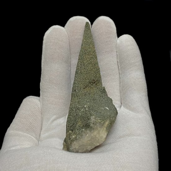 天然石  ガネーシュヒマール産  ヒマラヤ水晶 ポイント クローライトINクォーツ（26134）画像