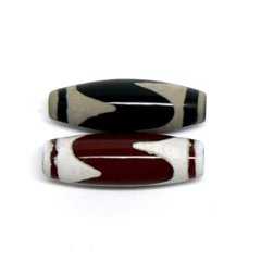 天然石 チベット天珠  虎牙天珠（1個）【おまかせ品】の画像