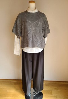 ニットベストの画像