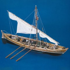 捕鯨ボートの画像