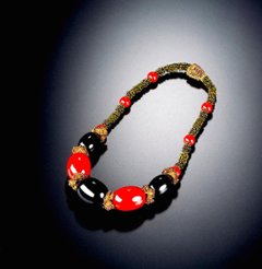 輪島の漆　朱・黒ポッドネックレス画像