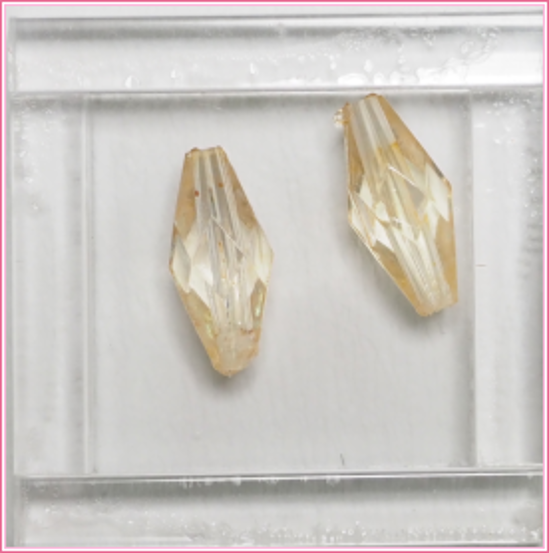 アクリルカットナツメ 715 西洋茜　約6個入り画像