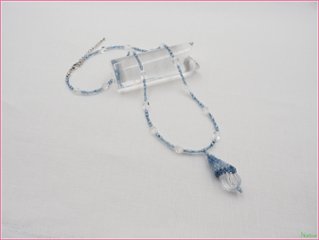 すくも藍キット　「グラデーションドロップ」　ネックレスの画像