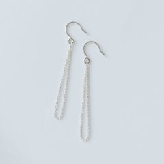 極細チェーンのループSILVER925ピアスの画像