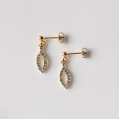 ホースアイのラインストーンピアスの画像