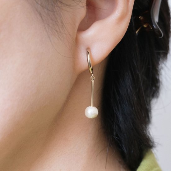 コットンパールとパーのフープイヤリング画像