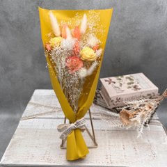 ドライフラワーおまかせ花束 Sサイズ オレンジ系の画像