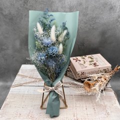 ドライフラワーおまかせ花束 Sサイズ ブルー系の画像