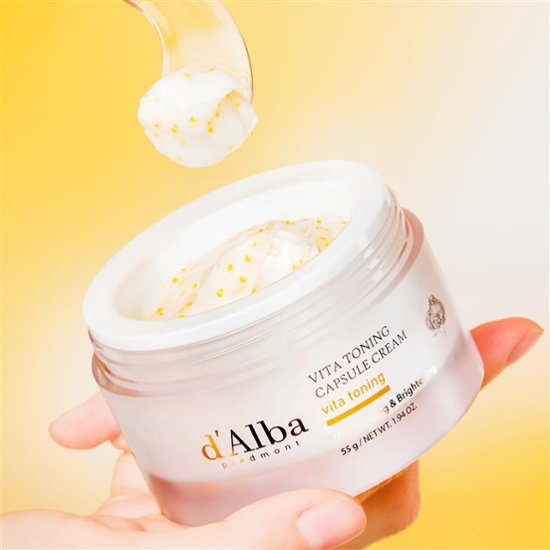 d’Alba(ダルバ) ビタトーニングカプセルクリーム 55g 美白 くすみ しみ 小じわ 透明感 ツヤ 弾力 保湿 ビタミンC ナイアシンアミド グルタチオン 3種のヒアルロン酸 べたつかない 潤い画像