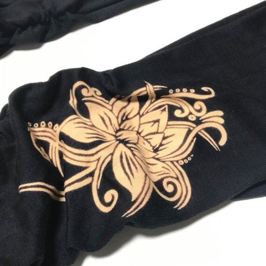 くしゅくしゅレギンス　すそくしゅくしゅタイプ　蓮柄プリント画像