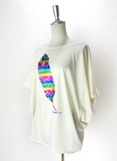 Tシャツ　ドルマン袖　夏　薄手　涼しい　ラメプリント　羽根柄画像