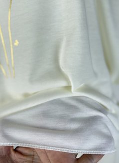 Tシャツ　ドルマン袖　夏　薄手　涼しい　ラメプリント　たんぽぽと蝶柄画像