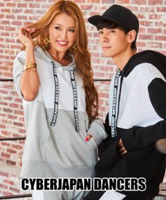 DRESSCAMP ドレスキャンプ Kanae デザイン スウェット セットアップ グレー ブラック サイバージャパン CYBERJAPAN コラボの画像