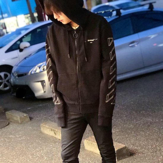 Off-White オフホワイト DIAG 3D CARRYOVER ZIP HOODIE ブラック ジップパーカー 画像