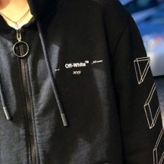 Off-White オフホワイト DIAG 3D CARRYOVER ZIP HOODIE ブラック ジップパーカー 画像