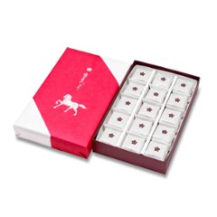 ＜予約商品12/18以降発送＞山田屋まんじゅう15個入　御年賀干支特別包装商品の画像