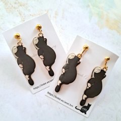 グデ猫のピアス・イヤリング画像