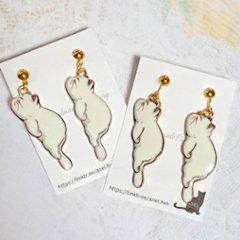 グデ猫のピアス・イヤリング画像