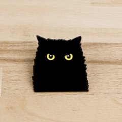 黒猫のピンバッジ画像