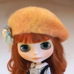 『Present』羊毛フェルトのベレー帽（ネオ）の画像