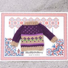 手編みの花柄セーター（紫）の画像