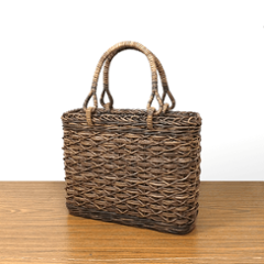 一点物｜あけび-かごバッグ｜たすき編み｜小サイズ｜四角底｜薄型｜黒あけびの画像