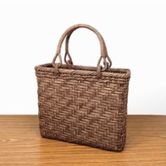 山ぶどう-かごバッグ｜国産・山葡萄｜網代編み｜中サイズ｜四角底の画像