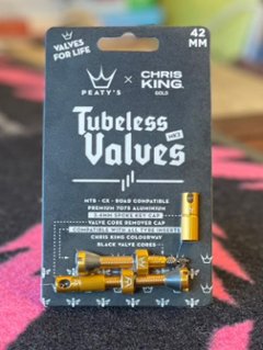 Peaty’s 「ピーティーズ」/ Tubeless Valves チューブレス バルブ 42㎜ / Gold/ Peaty’s x Chris King ゴールドの画像