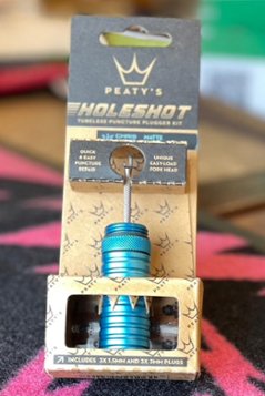 Peaty’s 「ピーティーズ」 / Holeshot Tubeless Puncture Plugger Kit / Turquoise /チューブレス　パンク ターコイズの画像