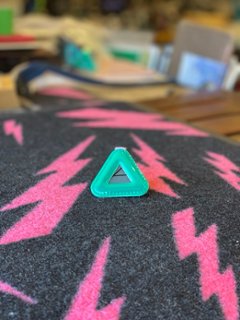 BLUE LUG/ triangle reflector mini/グリーン　ブルーラグ　リフレクター  ミニの画像