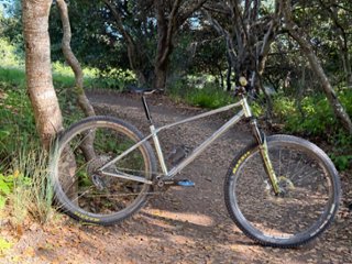 Un Authorized [45rpm] 2025 フレームセット / M /画像