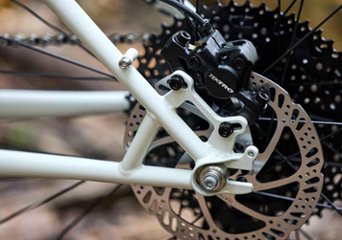 SURLY / フレームセット / Karate Monkey / Snow Mold White画像