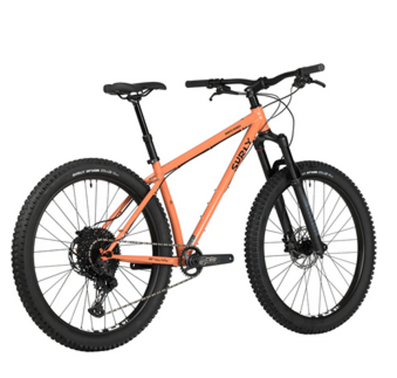  SURLY / Karate Monkey / Front Suspension / Peach Salmon Sundae / メーカー完成車画像