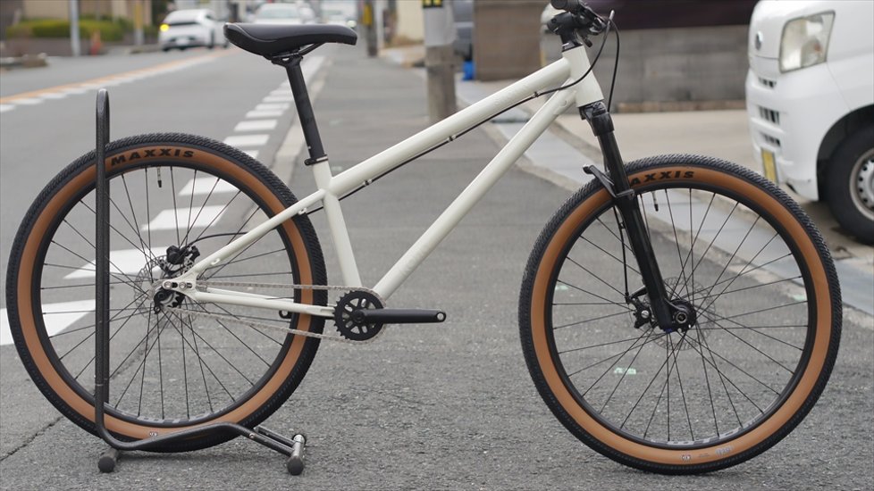 ※在庫あり※　KONA「コナ」 / SHONKY　Satin Bone / Sサイズ　完成車画像