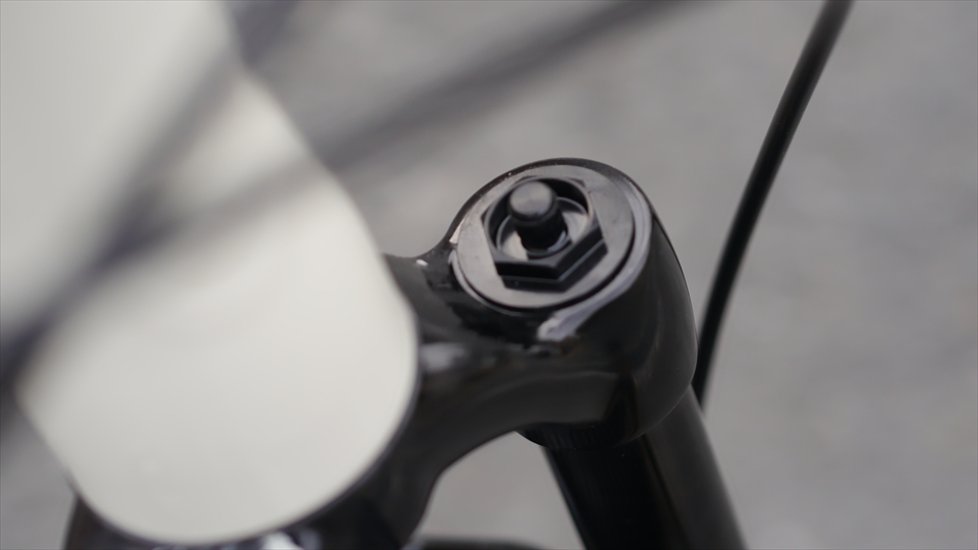 ※在庫あり※　KONA「コナ」 / SHONKY　Satin Bone / Sサイズ　完成車画像