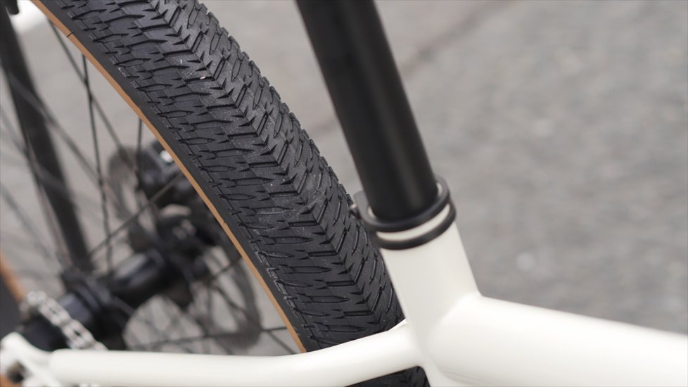 ※在庫あり※　KONA「コナ」 / SHONKY　Satin Bone / Sサイズ　完成車画像