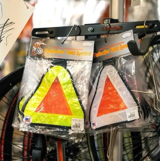 BLUE LUG/ AARDVARK / reflective yield symbol / silver / BL special / リフレクター画像