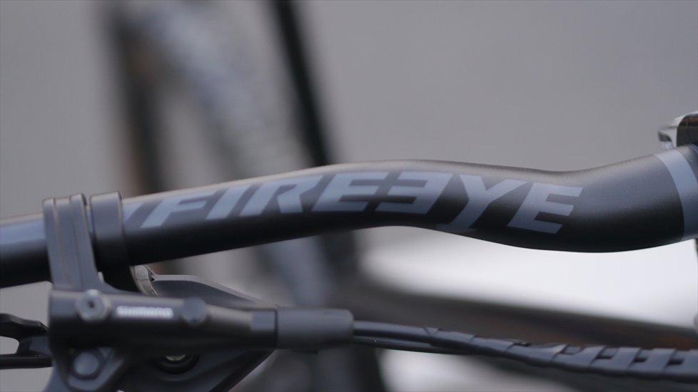 SINGER 「バサルトブラック」460-L / オリジナル完成車画像