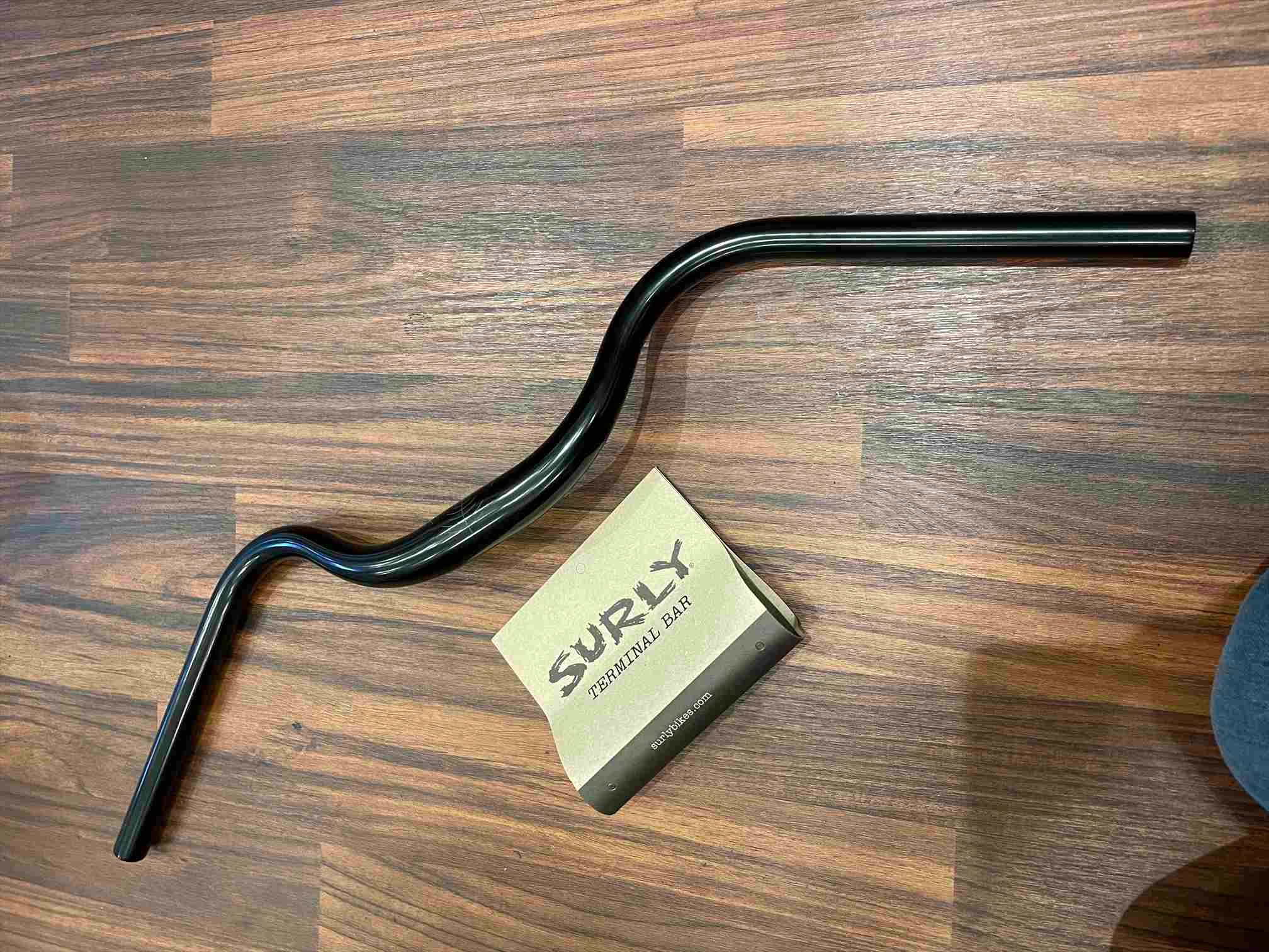 SURLY アルミニウム ハンドルバー ブラック SURLY (サーリー)/ TERMINAL HANDLEBAR/ブラック ハンドル｜創作品