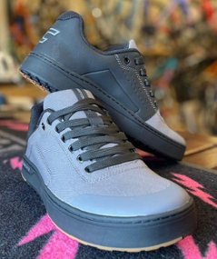 RIDE CONCEPTS / LIVEWIRE / ライブワイヤー / Charcoal / 28cm / US10 / MTBシューズの画像