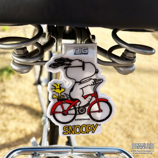 [[PIG] SNOOPY [ サイクリング スヌーピー ] / マグネット リフレクター / PEANUTS デザイン / MAGNET REFLECTOR画像