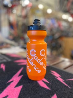 CADENCE /　script water bottle /オレンジ　ボトルの画像