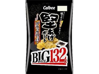 カルビー 堅あげＰブラックペッパーＢＩＧ １３２ｇ ×12 【送料込】(一部地域別途)の画像