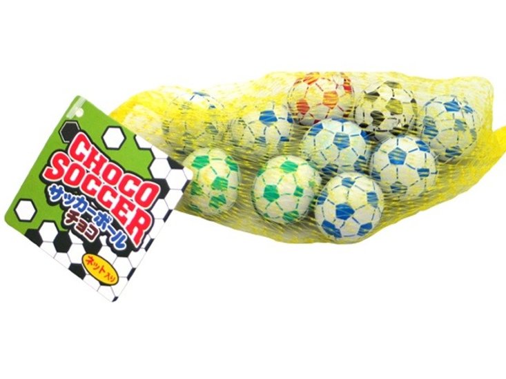 やおきん サッカーボールチョコネット入り５８ｇ ×96 【送料込】(一部地域別途)画像