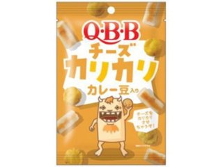 ＱＢＢ チーズカリカリ カレー豆入り３０ｇ ×60 【全国送料込】(沖縄・離島除く)の画像
