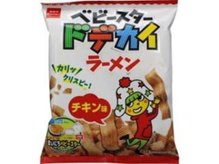 おやつカンパニー ドデカイラーメンチキン味 ６８ｇ   ×12 【送料込】(一部地域別途)の画像