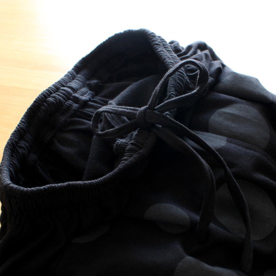 丸っこいシルエット＊大人のためのナチュラルなドット柄＊バルーンワイドパンツ＊d-pn506画像